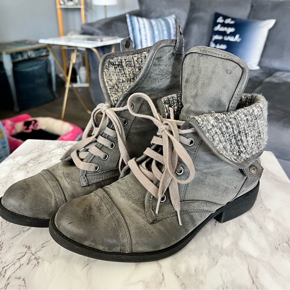 Gray Ankle Boots with Knit Cuff